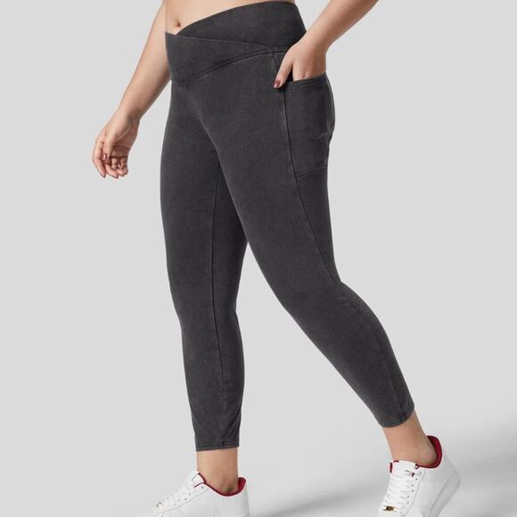 HALARA Charcoal Leggings with Pockets - Picture 1 of 11